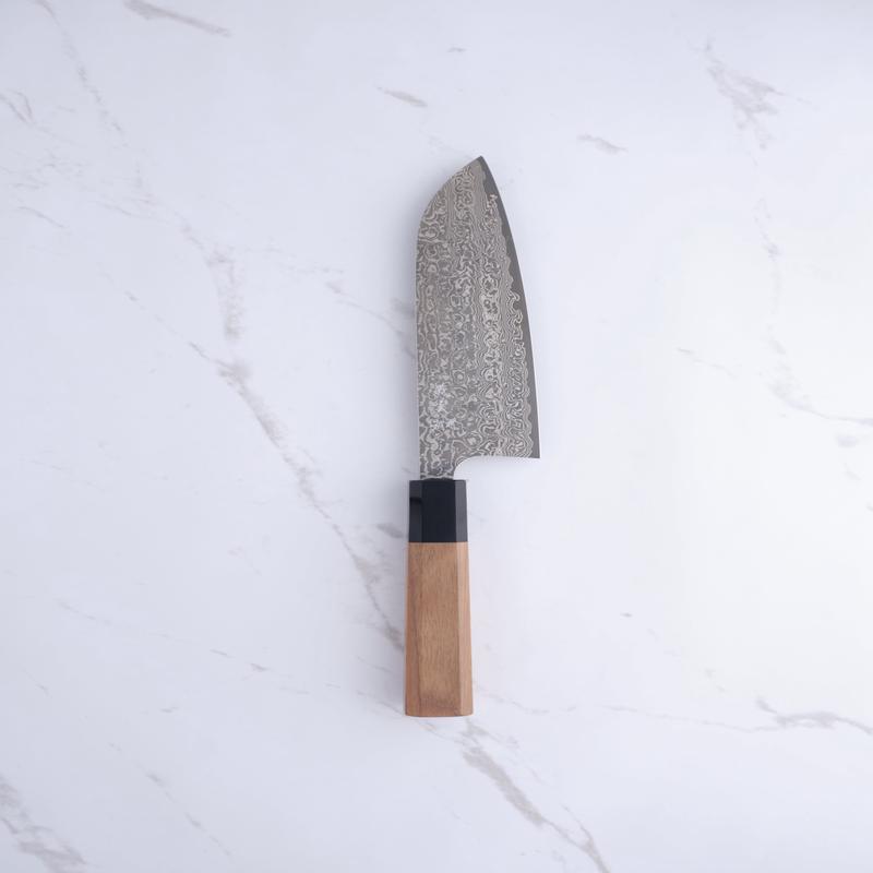 Yoshimi Kato VG-10 Damascus Santoku 170 mm
