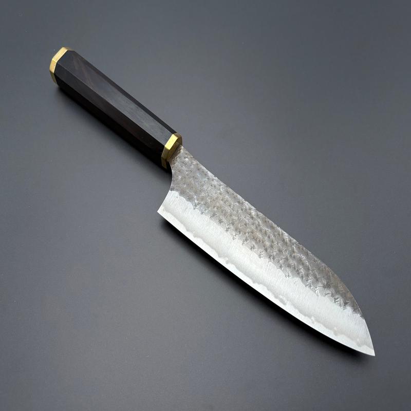 Yu Kurosaki Kokusen Santoku