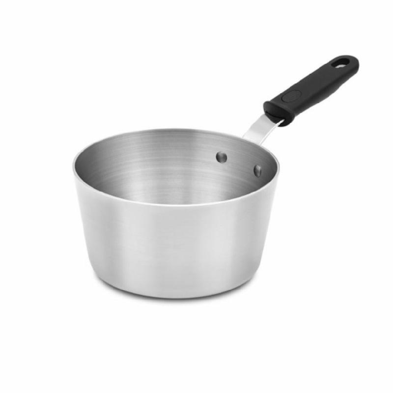 Vollrath 6821275 Wear-Ever Tapered Sauce Pan 2.75 Qt. (2.6 Liter) Silicone Handle