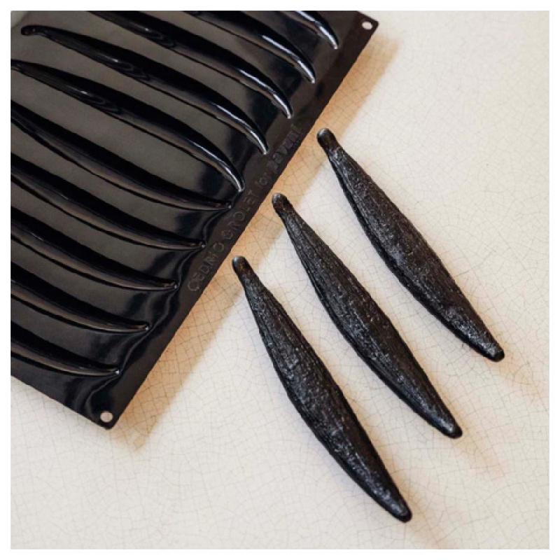 JB Prince MA417 Vanilla Mold 11.81"W X 15.74"D 80 Ml