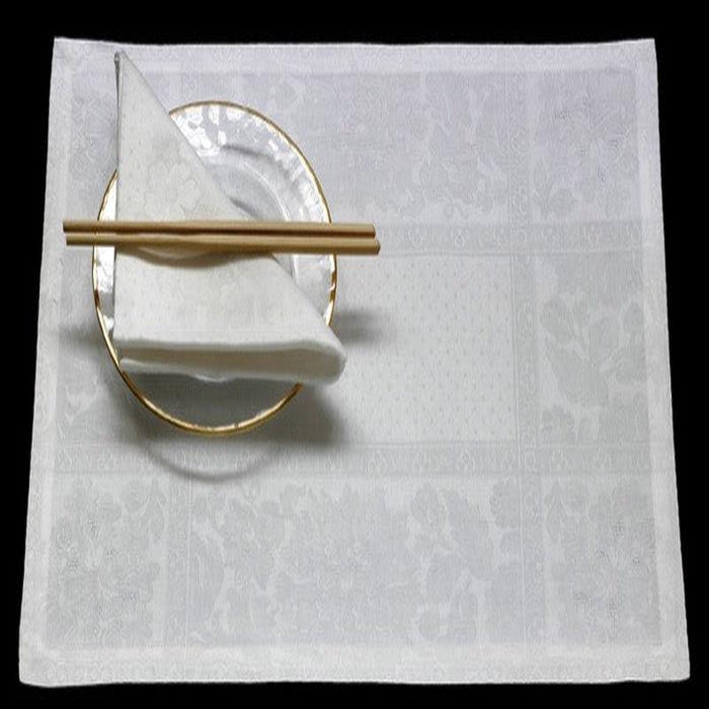 Neva White Placemats