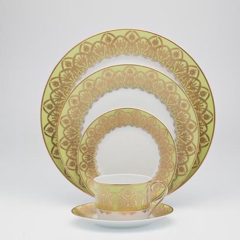Oasis Green Dinner Plate