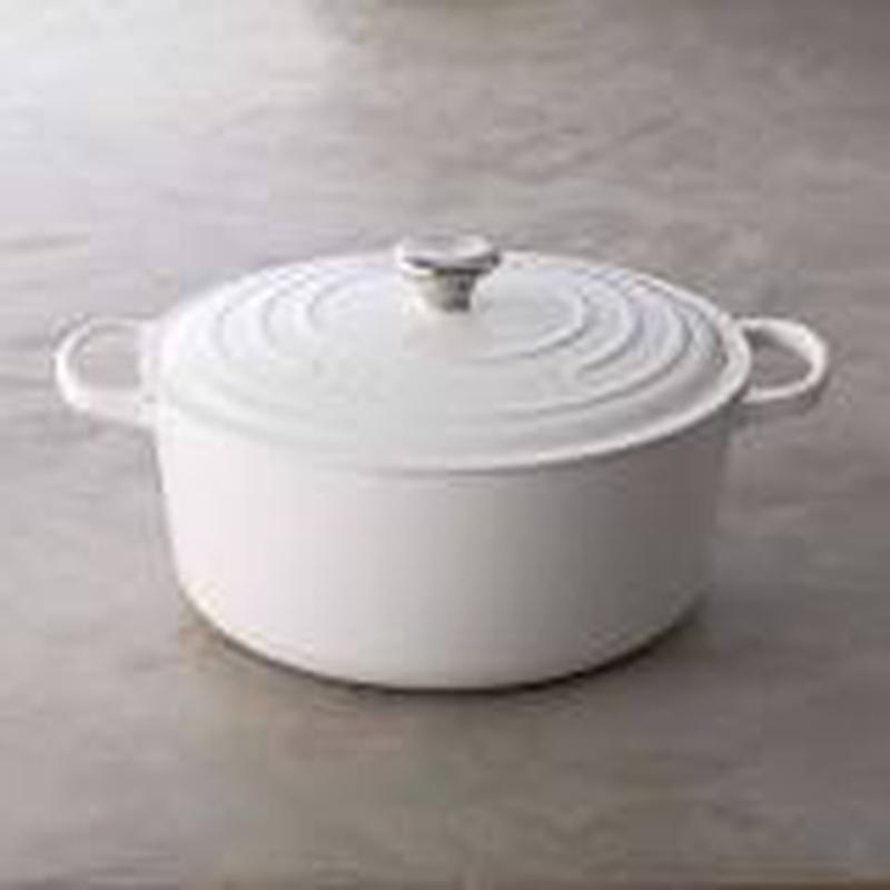 Signature Round Dutch Oven 5.5 qt White