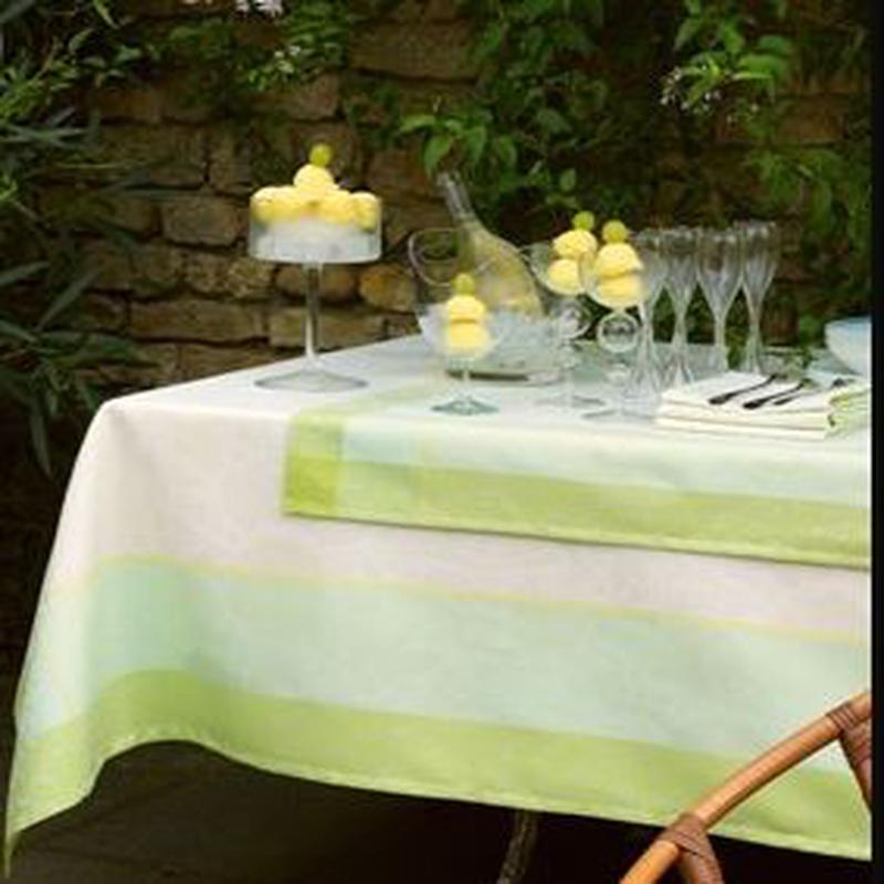 LJF Victoria Lily Tablecloth