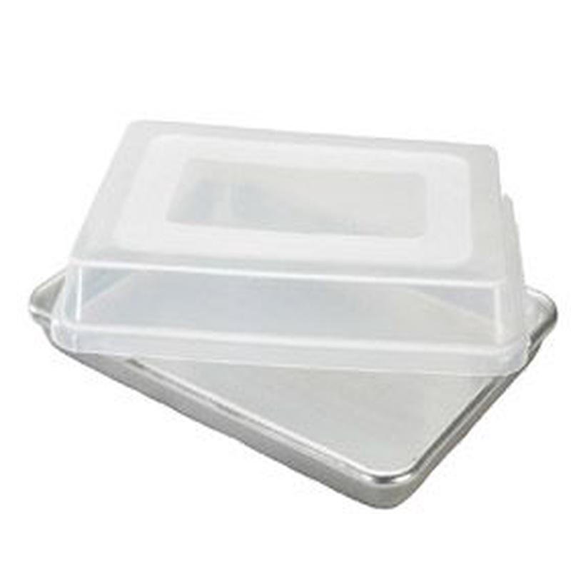 Baker's Half Sheet With Storage Lid