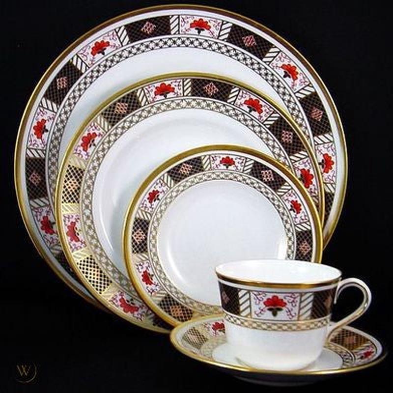 Derby Border 5 Piece Place Setting