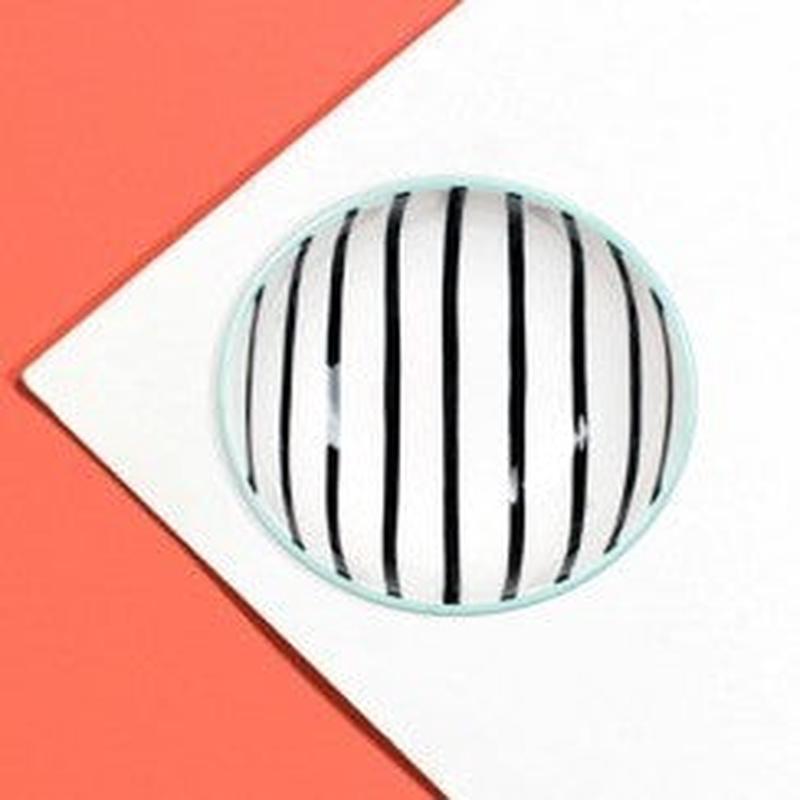 Black and White Stripe Bowl Big Attch